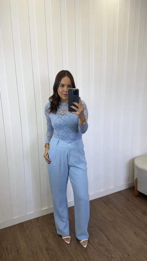 Blusa Renda Manga Longa