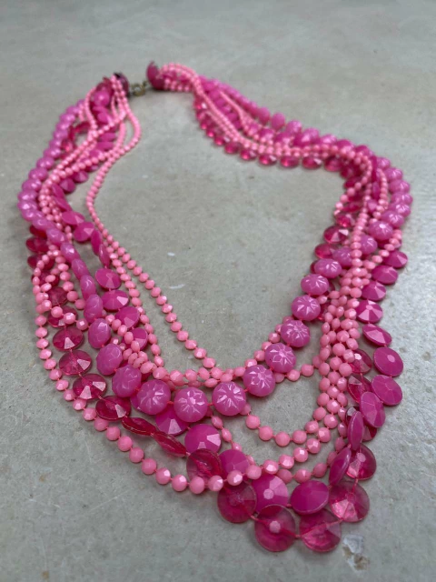 Colar Pink Contas Acrílico Vintage - comprar online