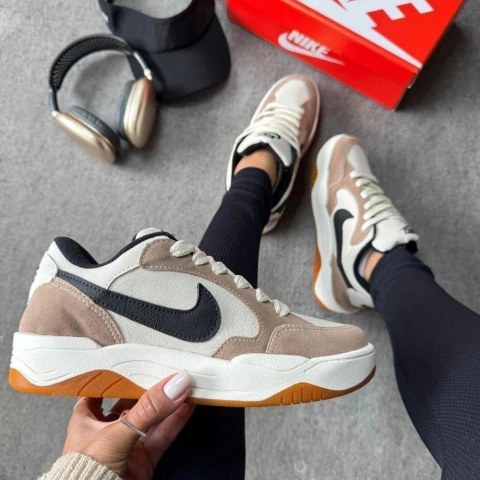 Nike Court Dragon nude - comprar online