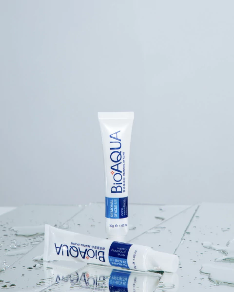 Contorno de ojos antiacne bioaqua - comprar en línea