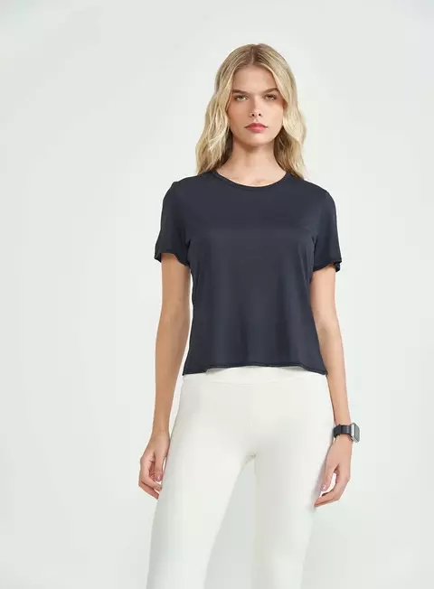 Camiseta New Comfort Fit Com Abertura