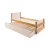 Bicama Montessori Duke nas cores rosa e amêndoa, com estrutura de madeira e cama auxiliar embutida.