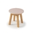 Banco infantil Teko com assento redondo rosa e pés de madeira, ideal para quartos e espaços infantis.