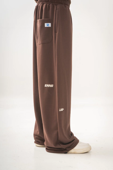 Jogger Rustico Baggy Enne Chocolate - comprar online