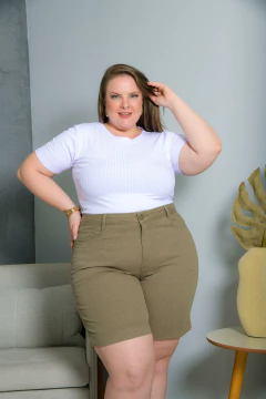 BERMUDA MEIA COXA PLUS SIZE SARJA CAQUI na internet