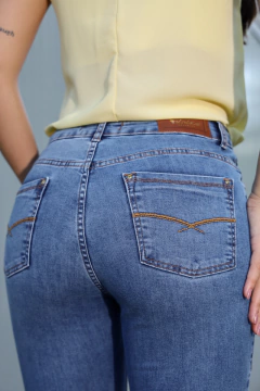 Imagem do CALCA SKINNY CLARA TRIPLE DRY