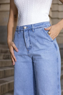 CALÇA WIDE LEG JEANS LAVAGEM CLARA - Jeans Feminino de Alta Qualidade - Windster