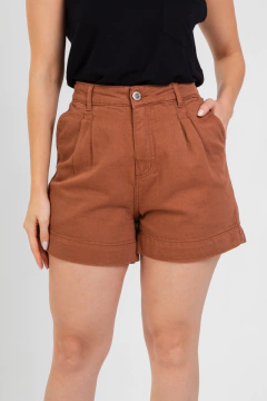 SHORTS MOM LINHO MARROM BOLSO FACA na internet