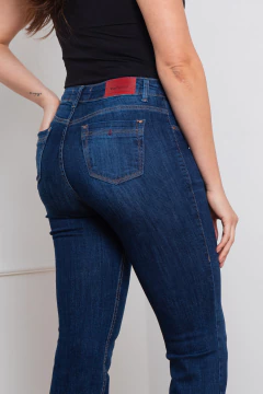 Imagem do CALÇA BOOT-CUT JEANS BORDADO