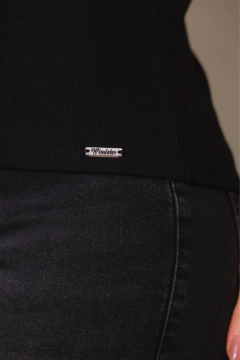 REGATA CANELADA FEMININA BASIC PRETA - loja online