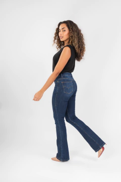 CALÇA BOOT-CUT JEANS BORDADO - loja online