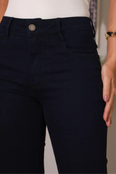 CALÇA SKINNY JEANS BASIC AZUL INTENSO na internet