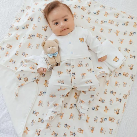 Conjunto casaco, body e calça Estampa Ursinho Fio Egípcio 100% Algodão, Tamanho P