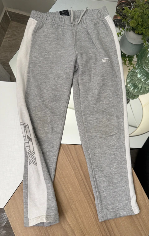 Calça moletom cinza - STX -7 anos