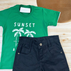 Conjunto Infantil Bermuda Preta + Camiseta Verde Menino Look Verão - comprar online
