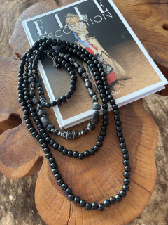 Colar Pedras Orgânicas Preto Entremeios - comprar online