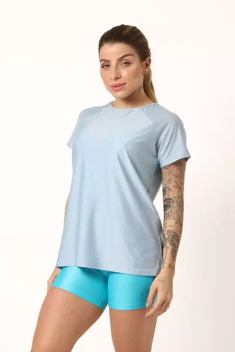 BLUSA DETALHES AZUL PASTEL