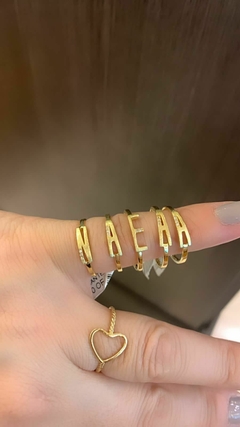 ANEL DEDINHO INICIAIS - Maria Favoretto