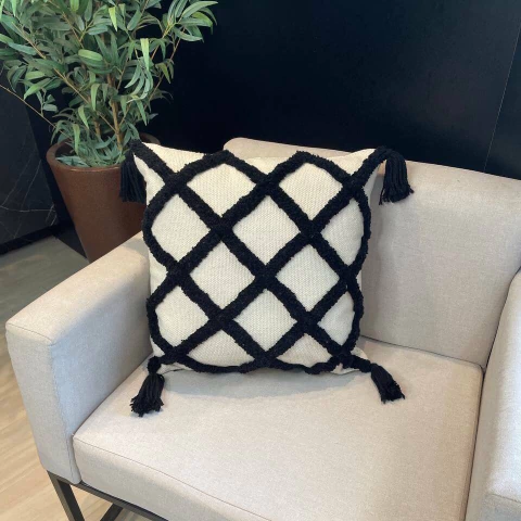 Capa de Almofada Bordada Fiorella - 45 x 45 cm - 100% algodão - comprar online