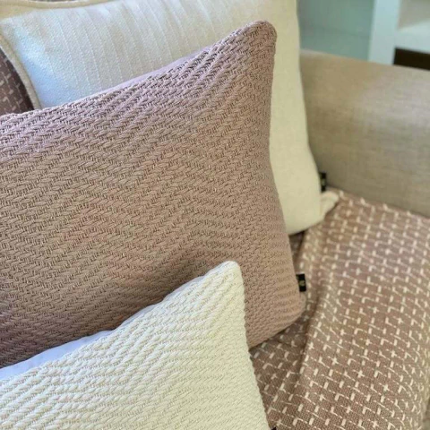 Capa de Almofada Mary - 45 x 45 cm - 90% algodão e 10% viscose - comprar online