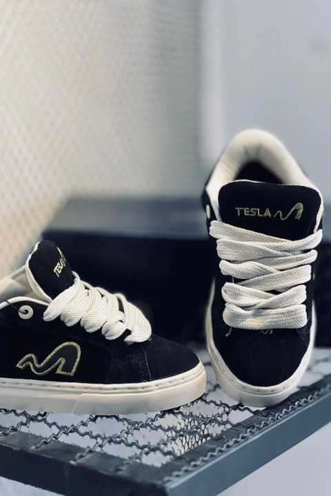 Tênis Tesla Hertz Black Gold