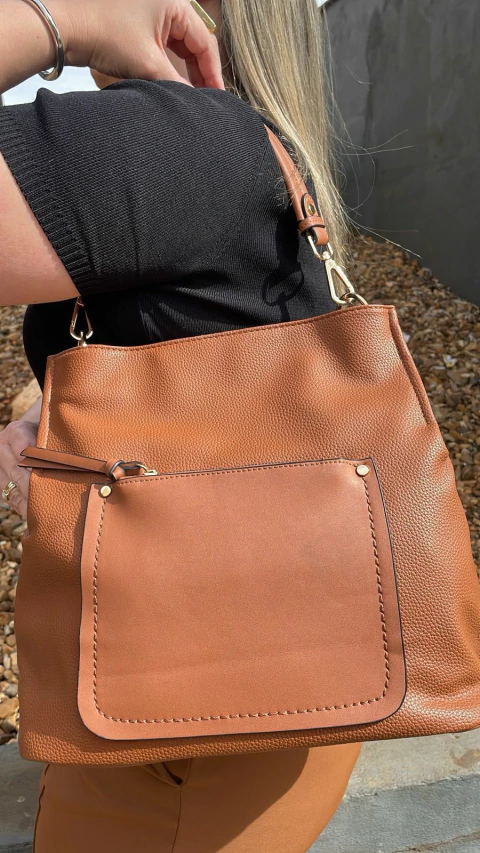 Bolsa Nilce – Conforto e Elegância Clássica para o Dia a Dia