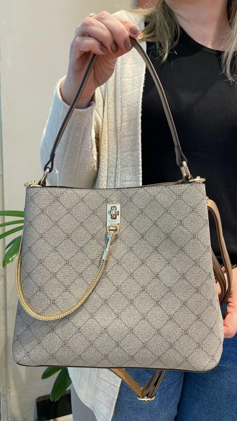 Bolsa Letícia – Organização e estilo em cada detalhe