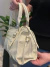 Bolsa Cyntia – Baú Despojado com Estilo Moderno - comprar online