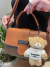 Bolsa Eliza – Duocolor Charmosa com Chaveiro de Urso na internet