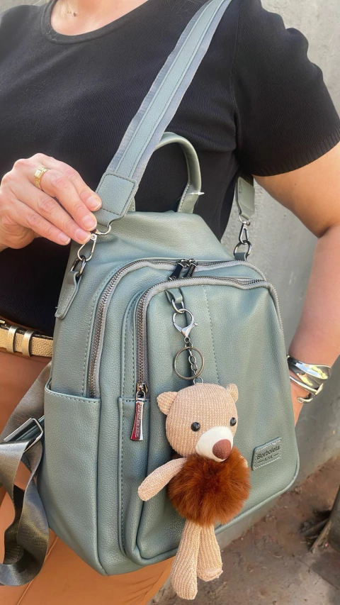 Mochila Felicia – Versátil, Espaçosa e Cheia de Charme 2 em 1