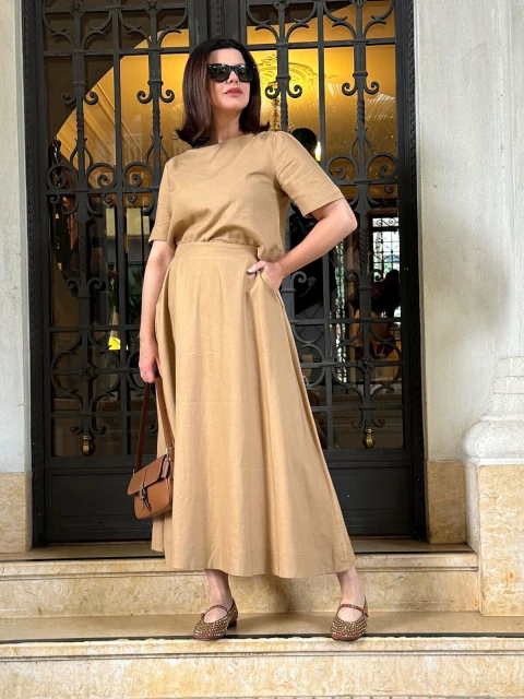 Conjunto Saia e Blusa Olivia Mocha Mousse