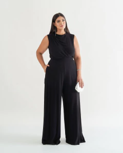 Macacão Drapeado Sublime na internet