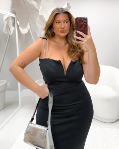 Vestido Midi Noir Chic - comprar online