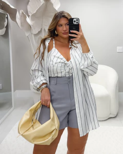 Camisa Cropped Listrada - comprar online