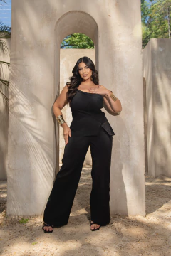 Imagem do Conjunto Blusa Ombro Único e Calça