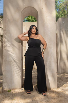 Conjunto Blusa Ombro Único e Calça