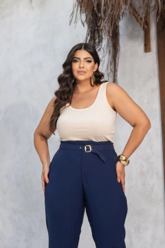 Regata Canelada Decote U