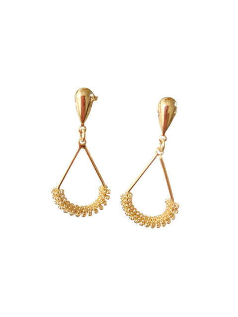 Brinco Gota com detalhe em Aspiral folheado a ouro 18k - Júlia - comprar online