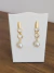 Brinco de pérola folheado a ouro 18k - Liora - Alora Semijoias
