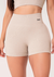 Short fitness feminino areia canelado com cós alto seamless+ na internet