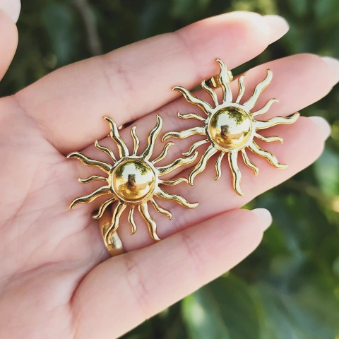 BRINCO SOL EM AÇO INOXIDAVEL - comprar online