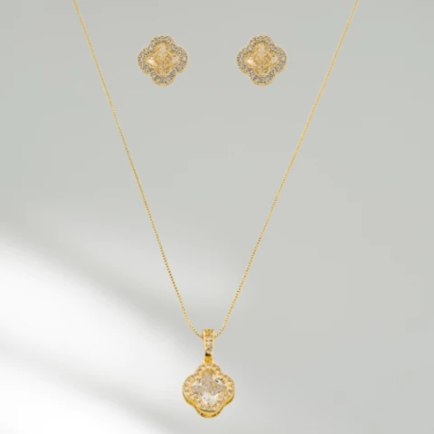 CONJUNTO INSPIRAÇÃO COM BORDA CRAVEJADA - comprar online