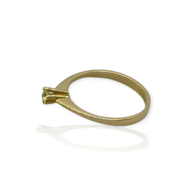 Anillo oro amarillo 18k Solitario - An533- 2,1g - HRO Luxe