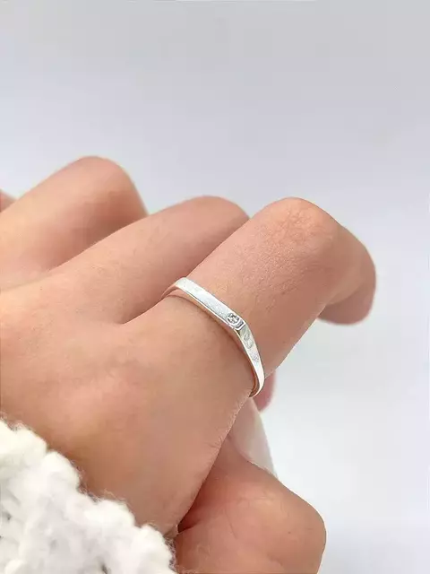 Anel Quadrado Com Ponto De Luz - Tamanho 16 - comprar online