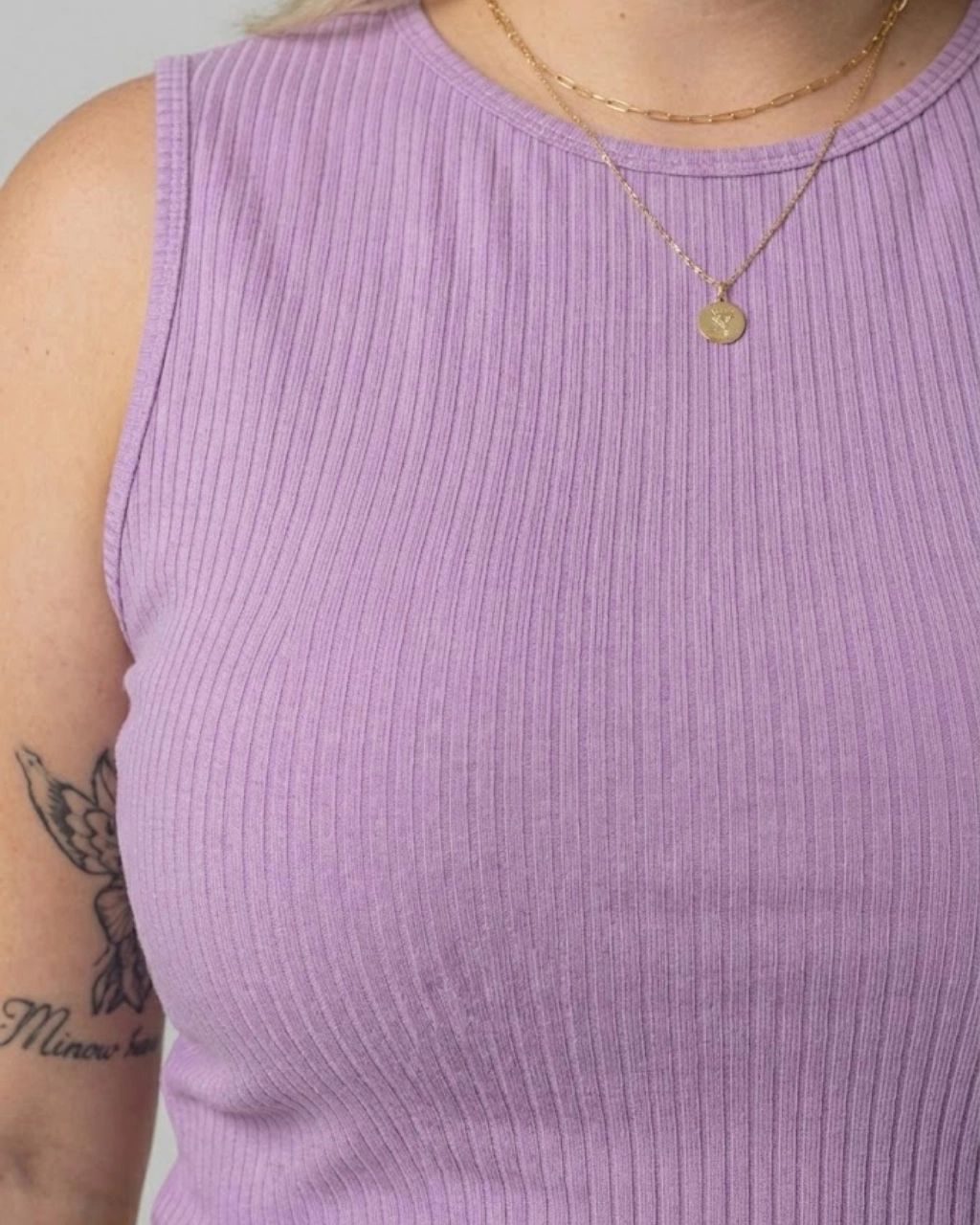 Regata Canelada Cavada Plus Size Marialícia