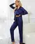 Pijama Feminino Cetim de Seda com Elastano Calça e camisa de Maga Comprida bolso e botão - loja online