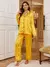 Conjunto de Pijama de Cetim com Ribana Contrastante, Férias na internet