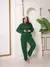 Conjunto Feminino em Moletinho Calça Jogger Cintura Alta e Blusa Manga Longa Casual e Confortável Moda 2025 - loja online