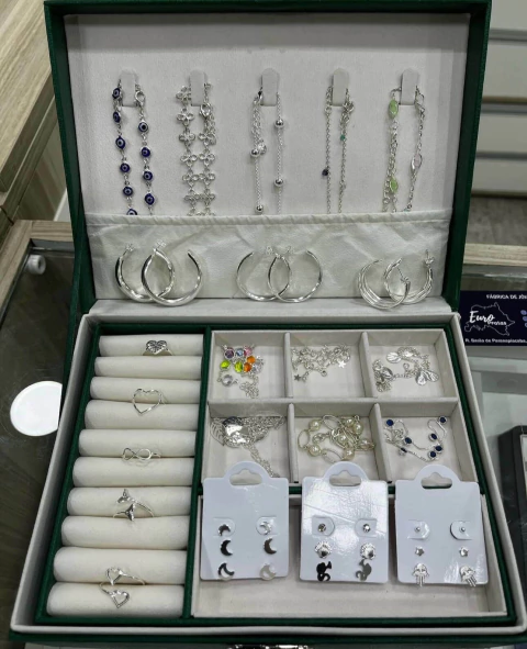 Kit Revenda 32 Peças na Maleta