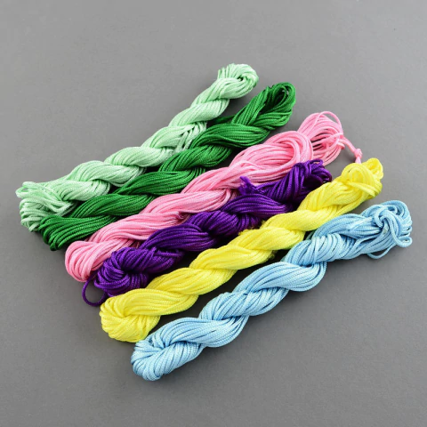 MADEJA DE HILO CHINO POR 1MM X 25M VARIEDAD DE COLORES - comprar online